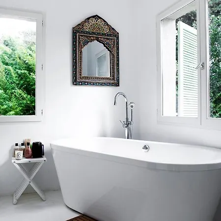Апартаменти Alouettes Єр